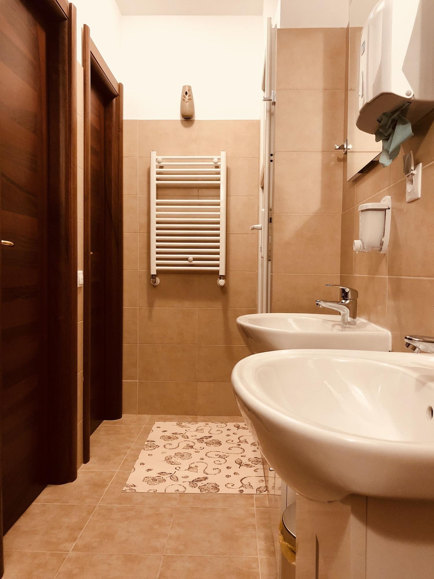 Monte Carlo Palace Rooms 부쿠레슈티 외부 사진