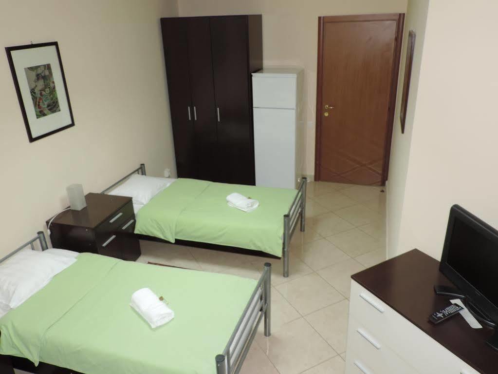 Monte Carlo Palace Rooms 부쿠레슈티 외부 사진