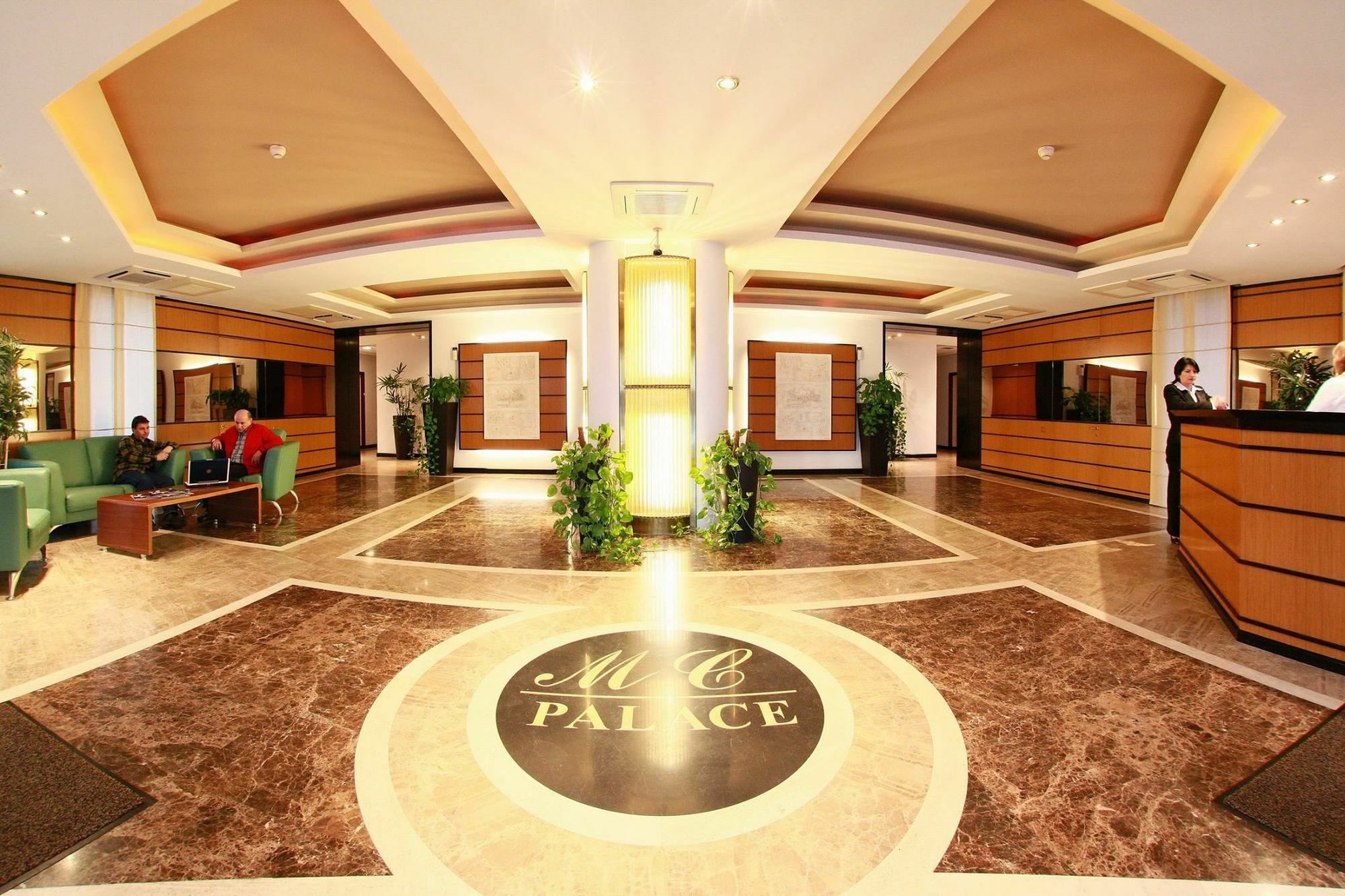Monte Carlo Palace Rooms 부쿠레슈티 외부 사진